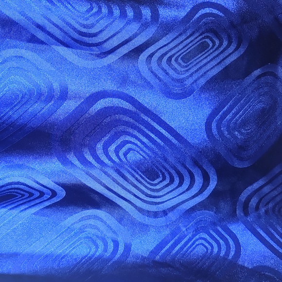 Blue metalic tank top - Picture 2 of 5